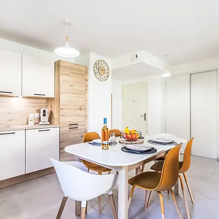 Le Clos Des Restanques By Interhome Apartment Cogolin