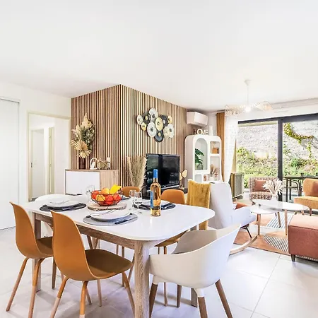 Apartment Le Clos Des Restanques By Interhome